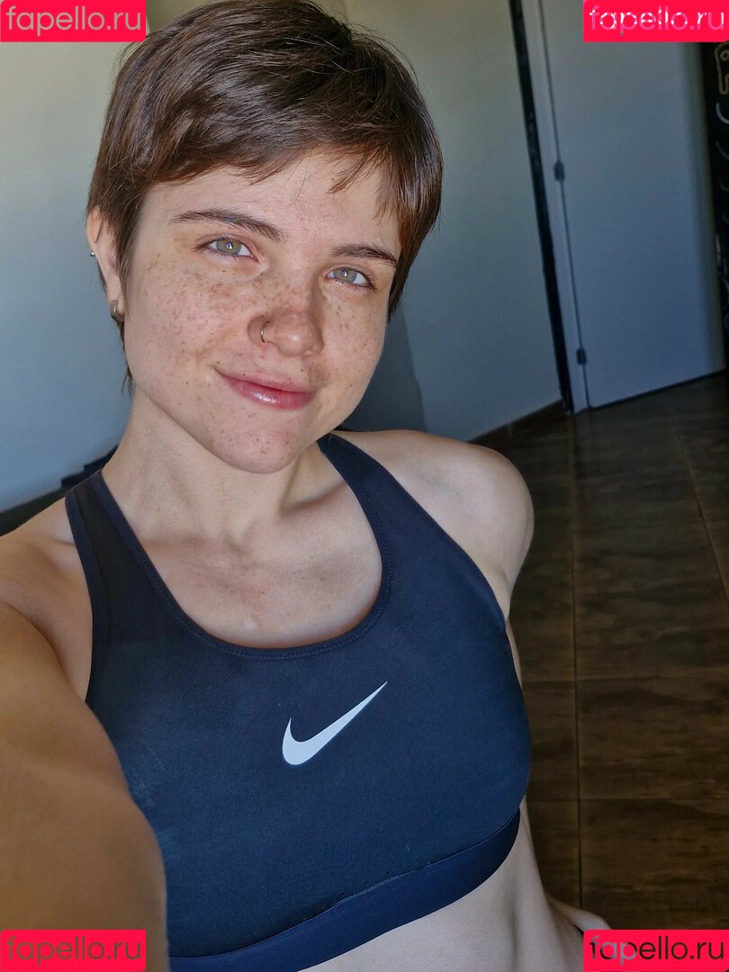 cristinysam Onlyfans Photo Gallery 