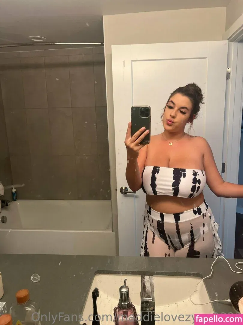 maddielovezyou2333 Onlyfans Photo Gallery 