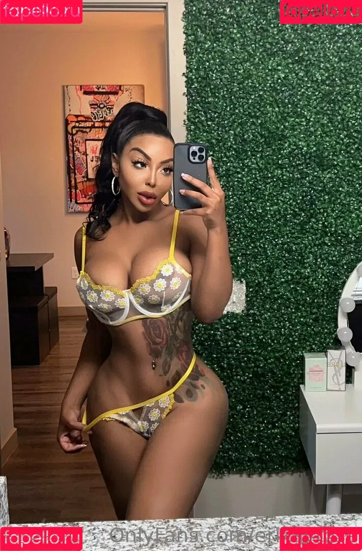 erikayrose Onlyfans Photo Gallery 