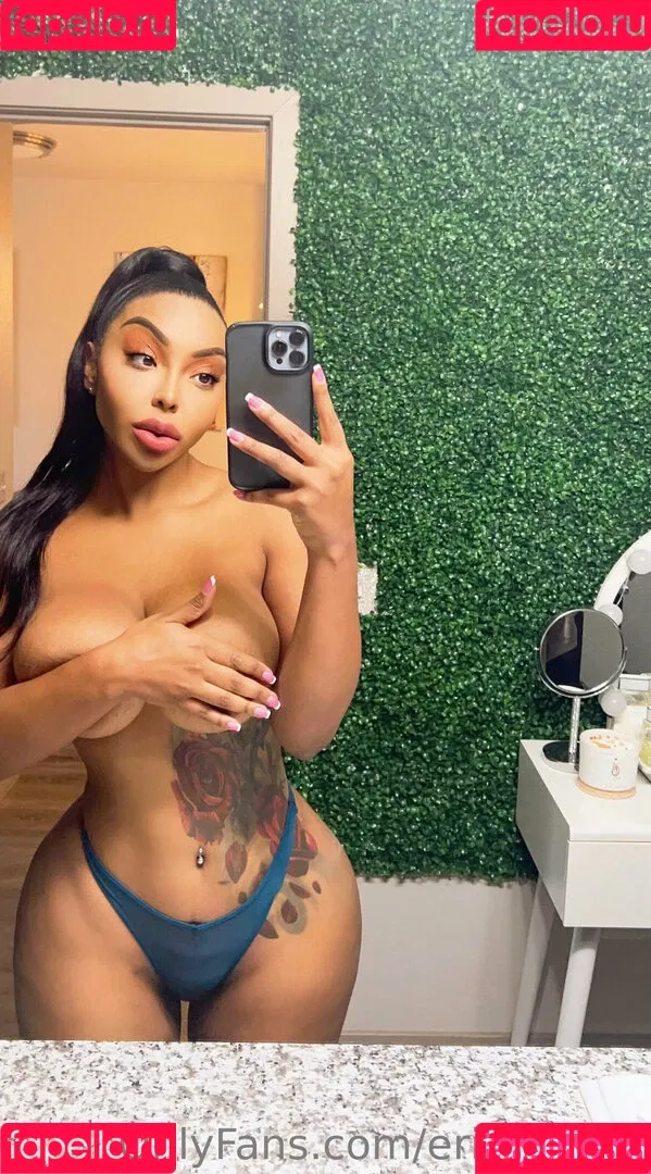 erikayrose Onlyfans Photo Gallery 