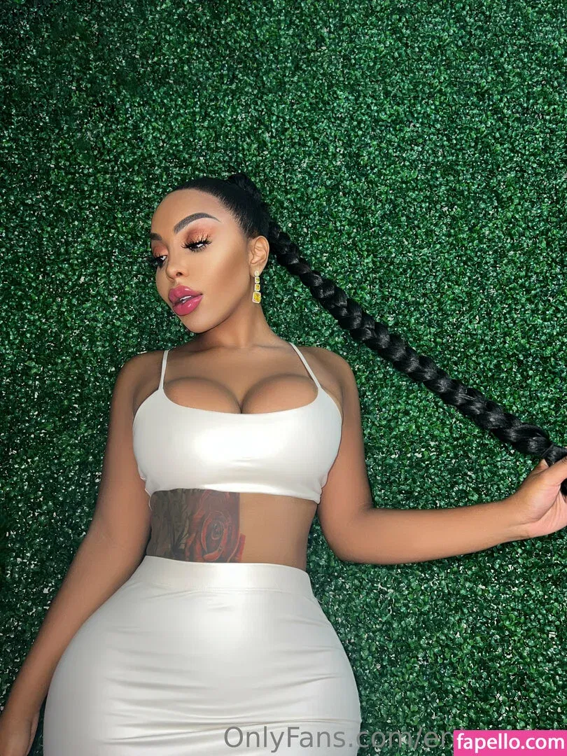 erikayrose Onlyfans Photo Gallery 