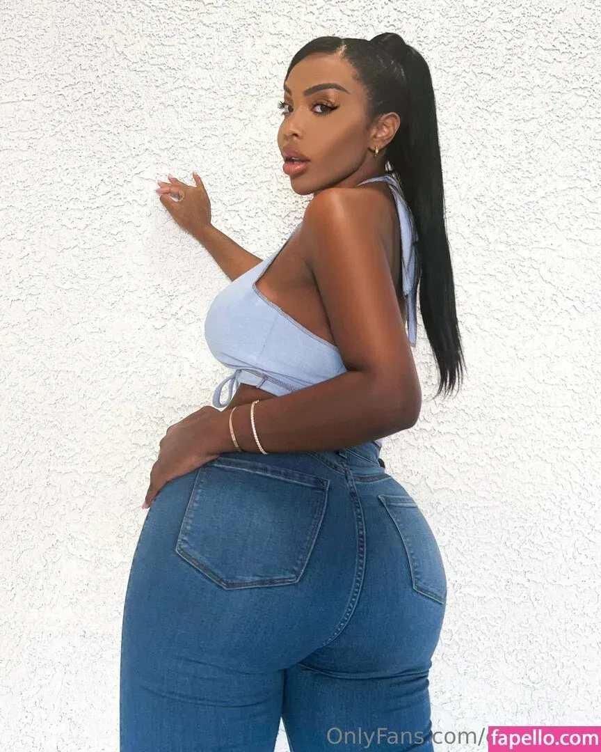 erikayrose Onlyfans Photo Gallery 