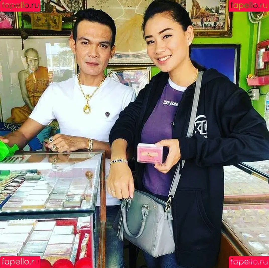 Saowalak Saifak Onlyfans Photo Gallery 