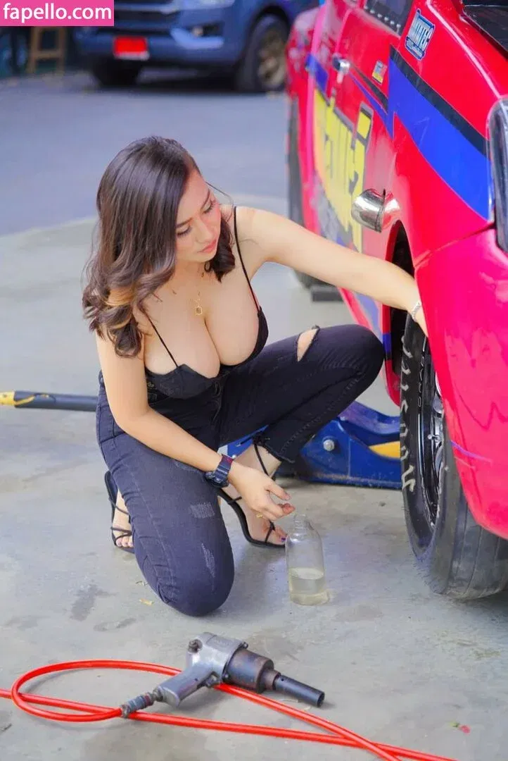 Saowalak Saifak Onlyfans Photo Gallery 