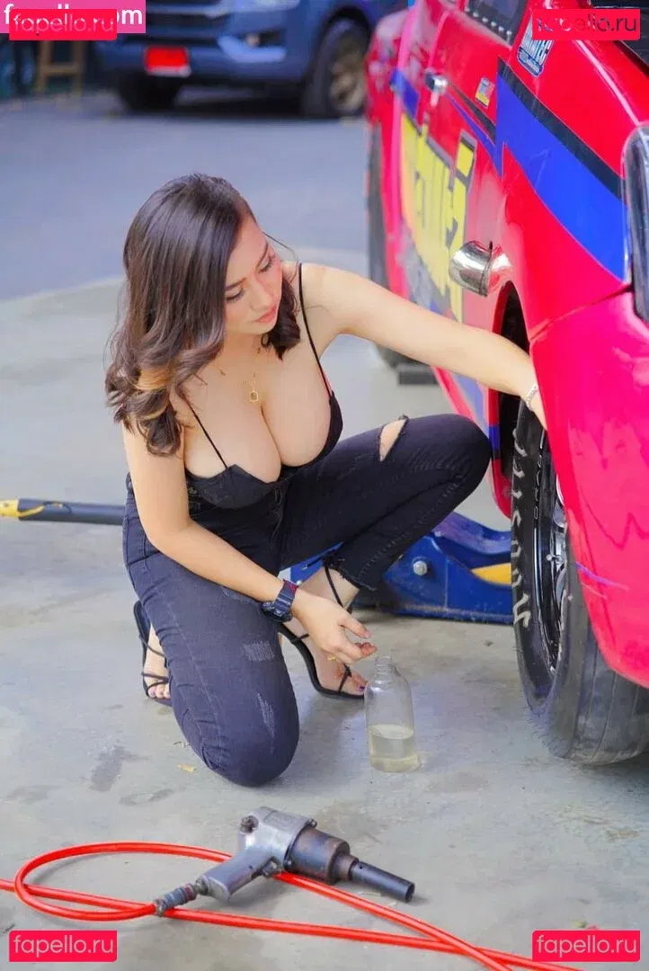 Saowalak Saifak Onlyfans Photo Gallery 