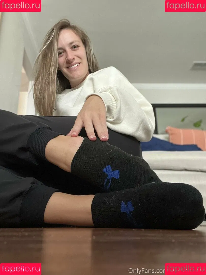 giantesstara Onlyfans Photo Gallery 