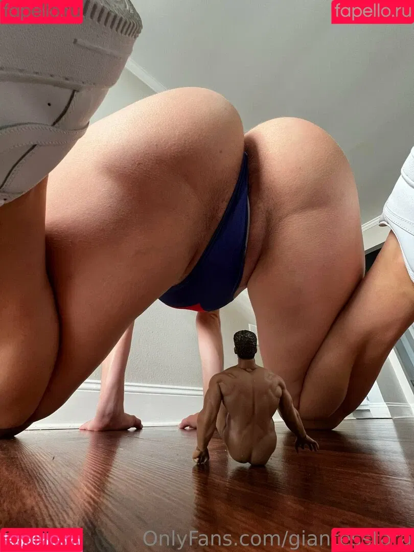giantesstara Onlyfans Photo Gallery 
