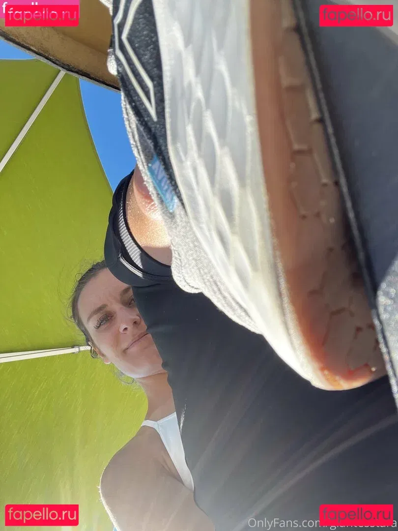 giantesstara Onlyfans Photo Gallery 