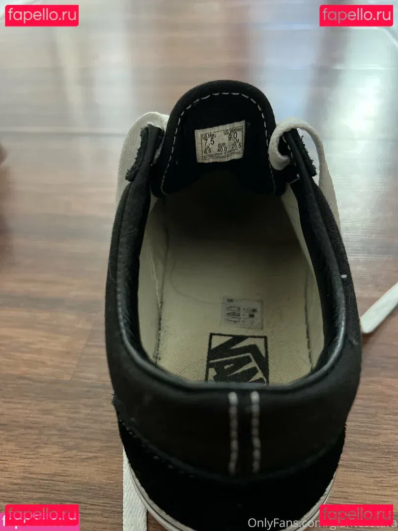 giantesstara Onlyfans Photo Gallery 