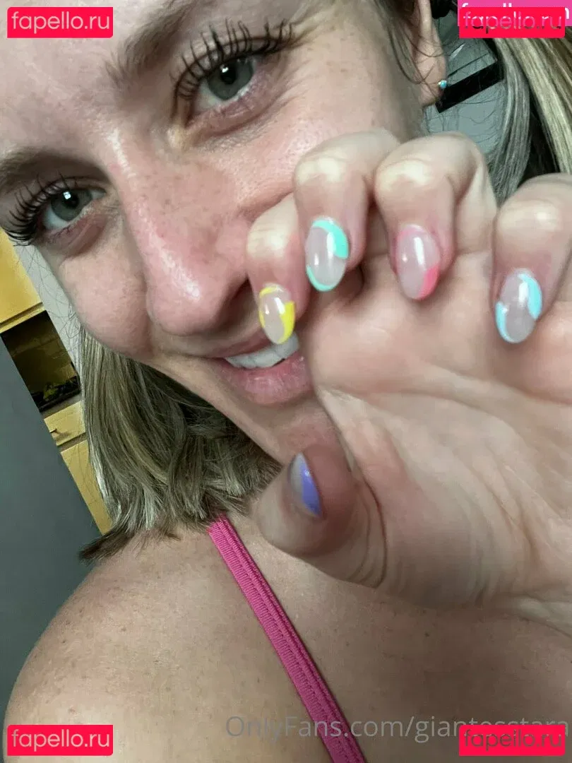giantesstara Onlyfans Photo Gallery 