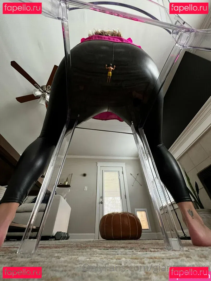 giantesstara Onlyfans Photo Gallery 