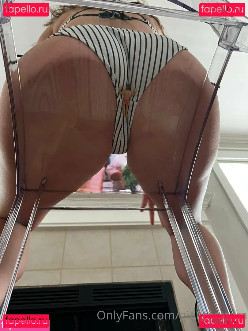 giantesstara Onlyfans Photo Gallery 