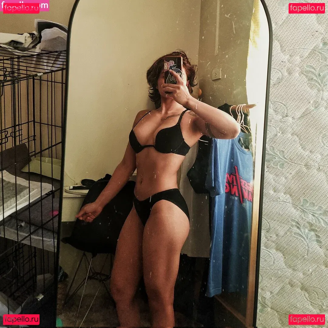 Nyaaati Onlyfans Photo Gallery 