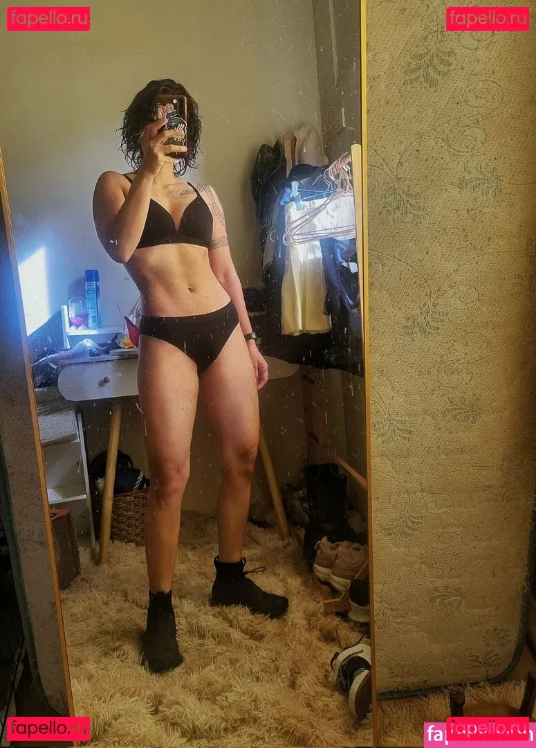 Nyaaati Onlyfans Photo Gallery 