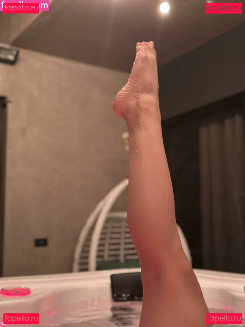 Nyaaati Onlyfans Photo Gallery 