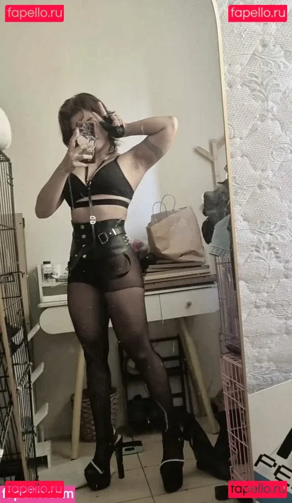 Nyaaati Onlyfans Photo Gallery 