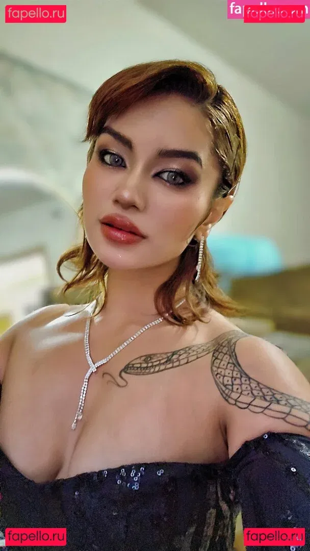 Nyaaati Onlyfans Photo Gallery 