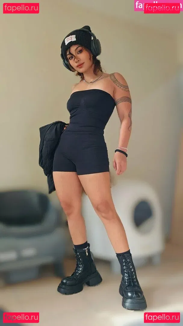 Nyaaati Onlyfans Photo Gallery 