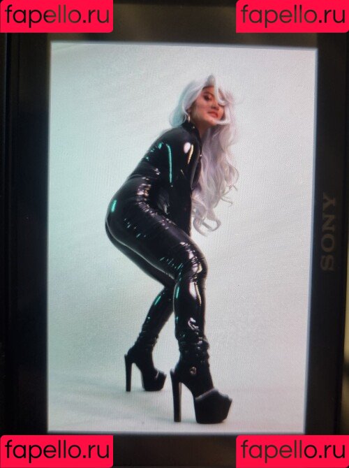 Nyaaati Onlyfans Photo Gallery 