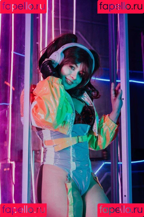 Nyaaati Onlyfans Photo Gallery 