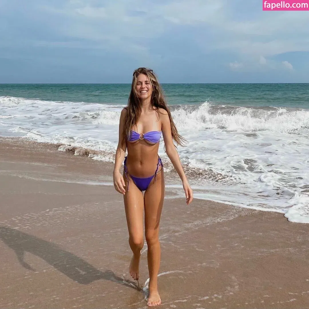 karlakubicaa Onlyfans Photo Gallery 