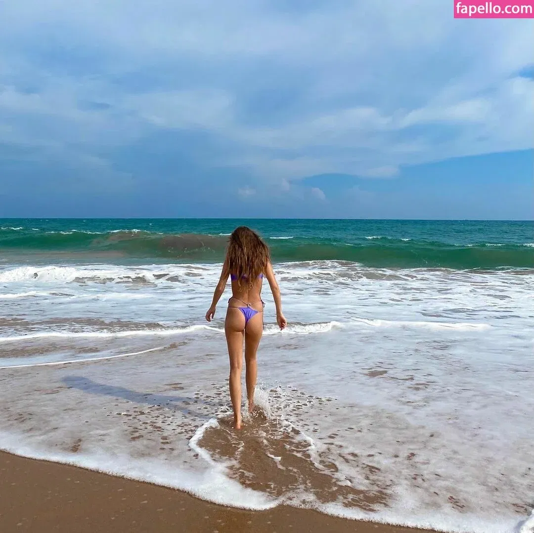 karlakubicaa Onlyfans Photo Gallery 