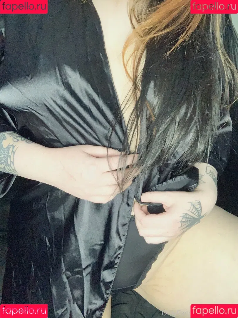 aquariush0e Onlyfans Photo Gallery 