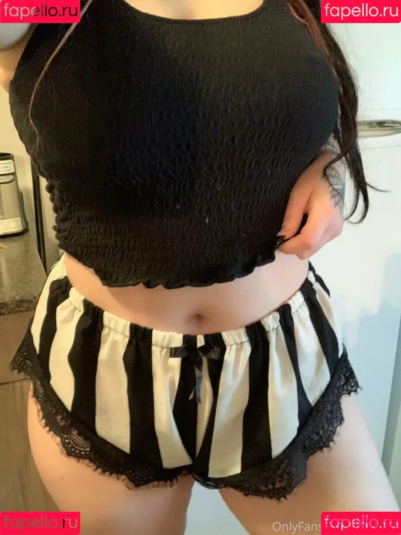 aquariush0e Onlyfans Photo Gallery 