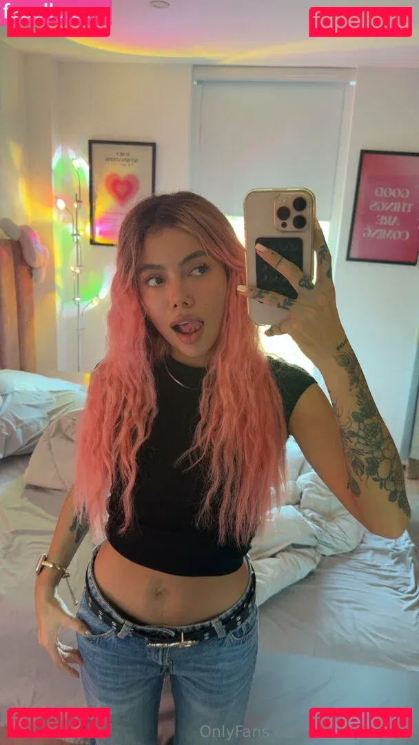 cherrykath18 Onlyfans Photo Gallery 