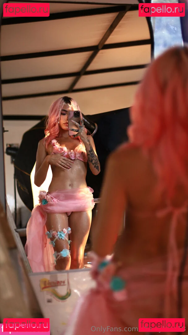 cherrykath18 Onlyfans Photo Gallery 