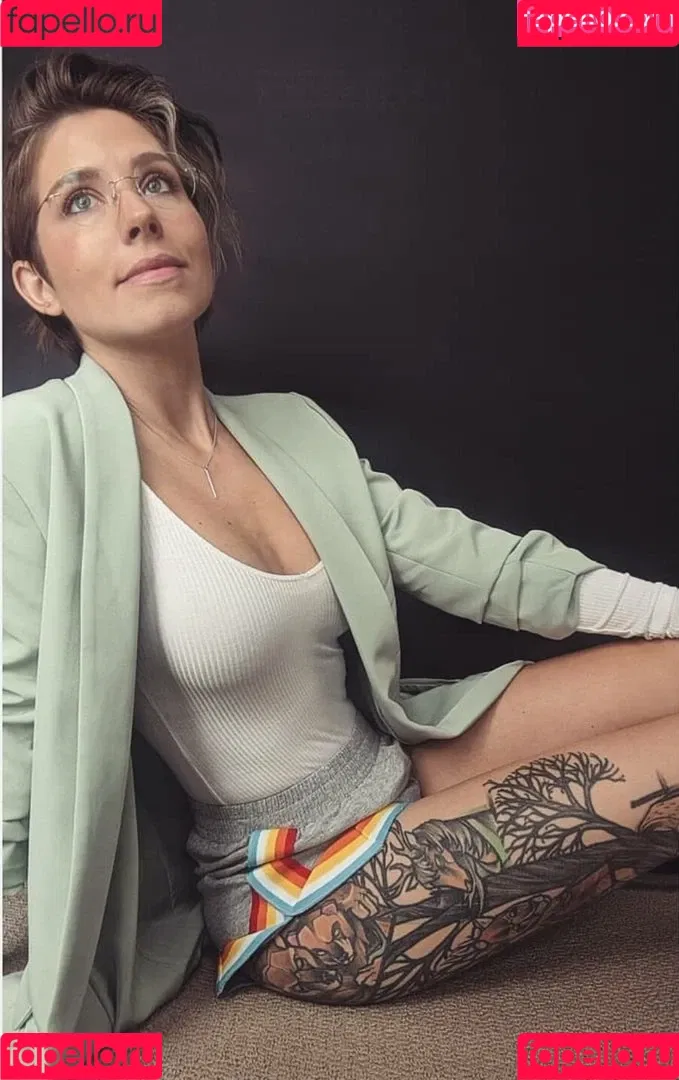 Soe Gschwind Onlyfans Photo Gallery 