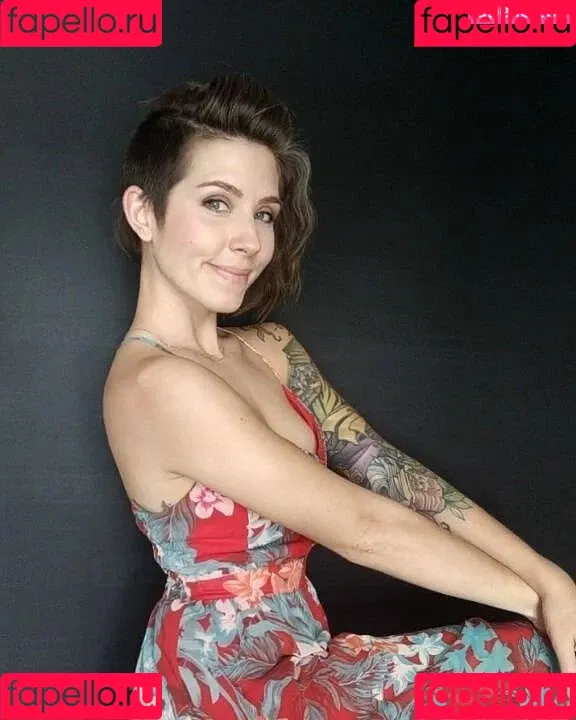 Soe Gschwind Onlyfans Photo Gallery 