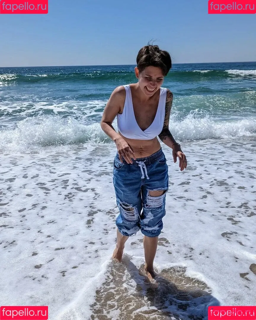 Soe Gschwind Onlyfans Photo Gallery 