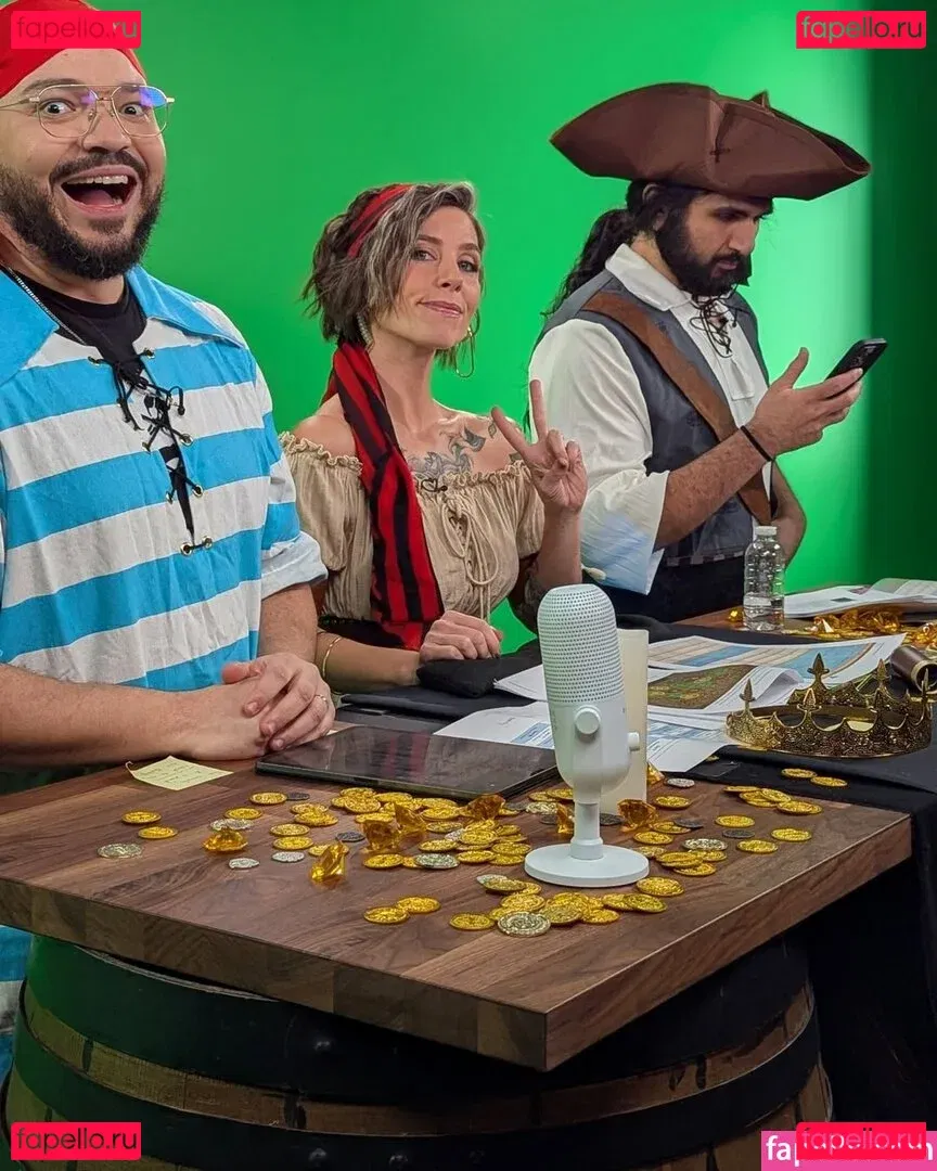 Soe Gschwind Onlyfans Photo Gallery 