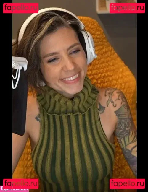 Soe Gschwind Onlyfans Photo Gallery 