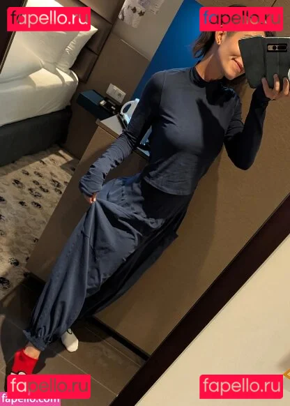 Soe Gschwind Onlyfans Photo Gallery 