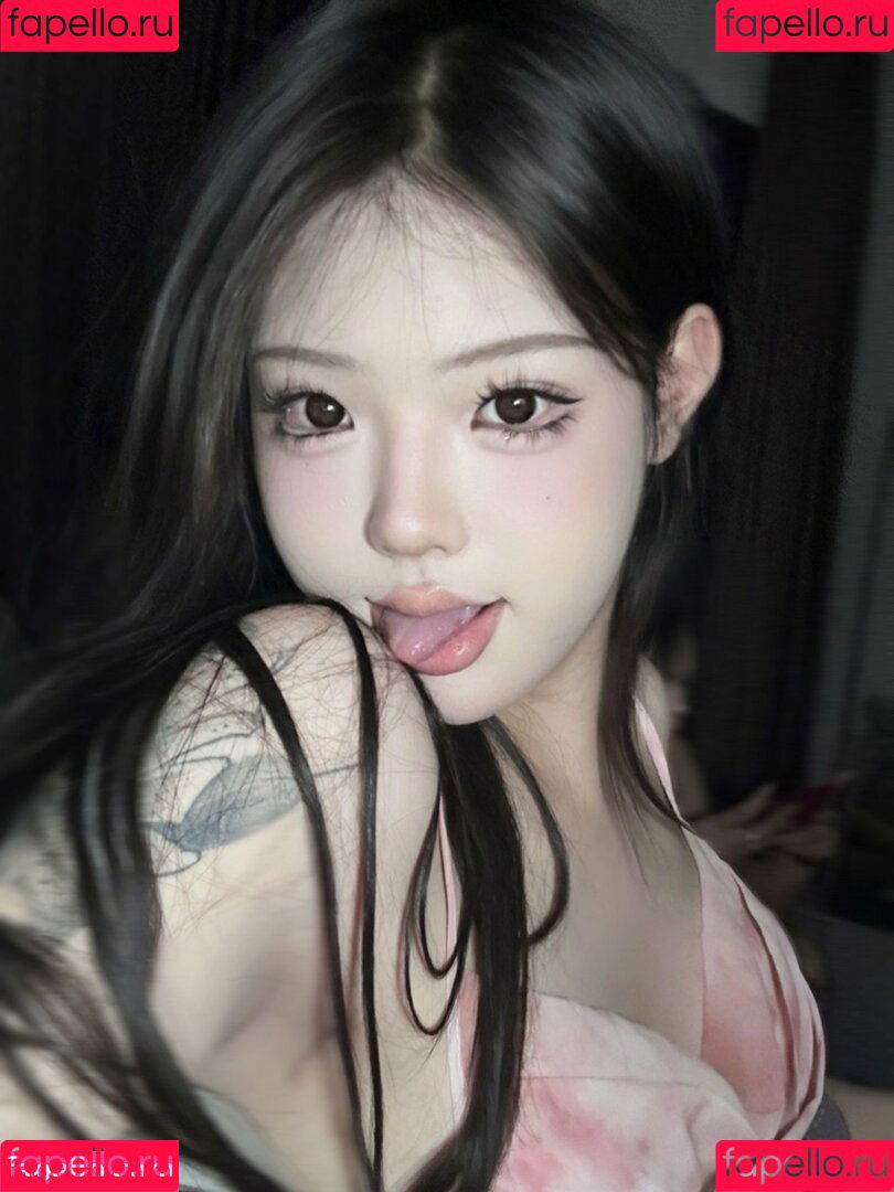 Yuzichucunqi Onlyfans Photo Gallery 