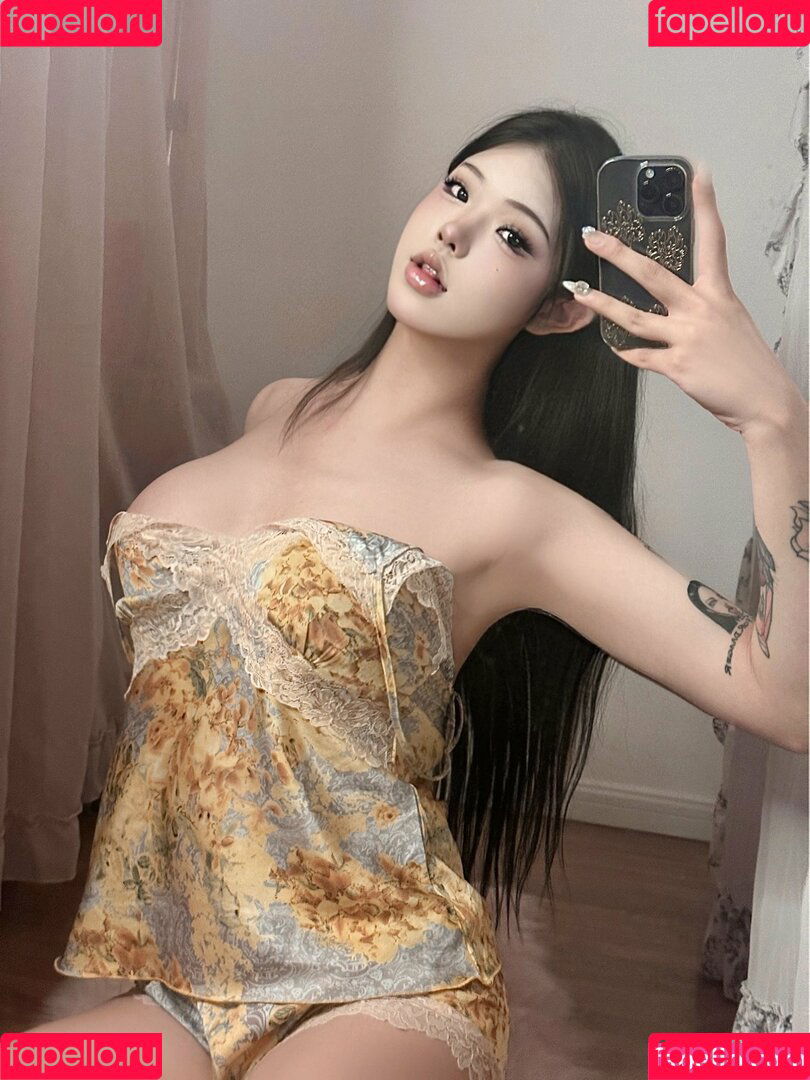 Yuzichucunqi Onlyfans Photo Gallery 