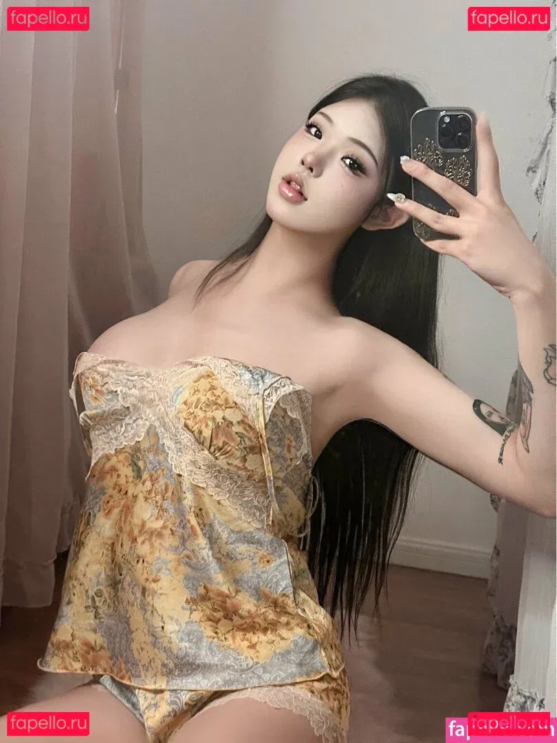 Yuzichucunqi Onlyfans Photo Gallery 