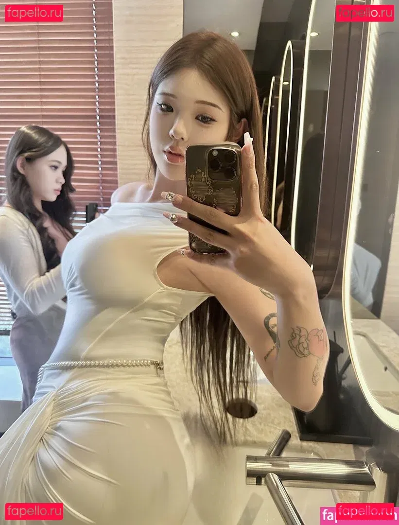 Yuzichucunqi Onlyfans Photo Gallery 