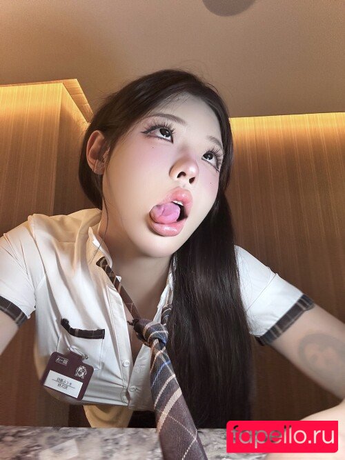 Yuzichucunqi Nude Onlyfans Photo 21