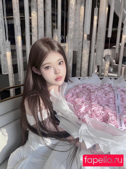 Yuzichucunqi Nude Onlyfans Photo 14