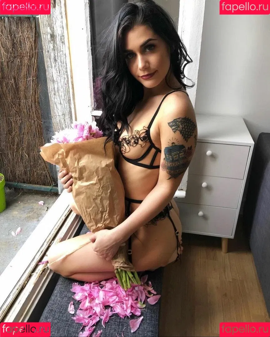 ImTheStark Onlyfans Photo Gallery 