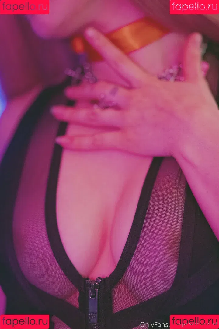 ImTheStark Onlyfans Photo Gallery 
