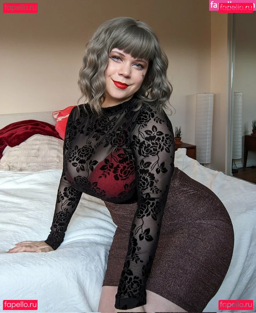 Naomiwastaken Onlyfans Photo Gallery 