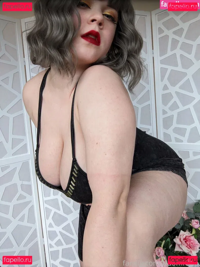 Naomiwastaken Onlyfans Photo Gallery 