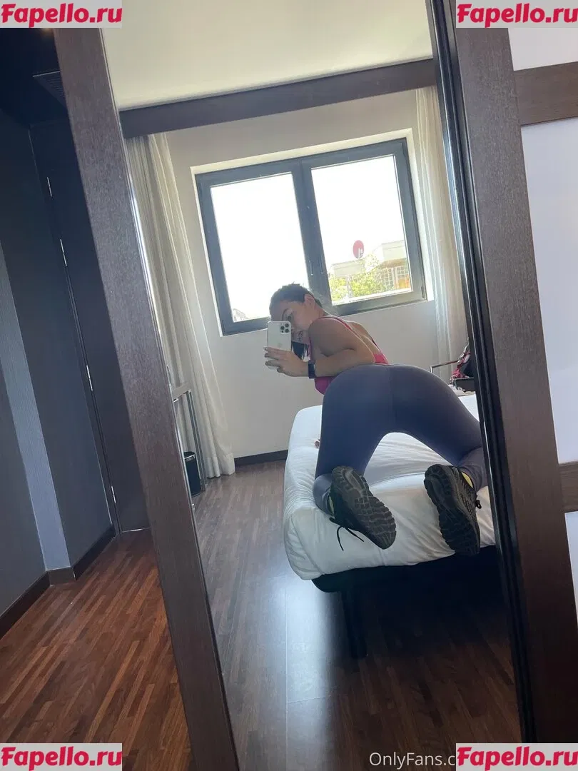 clubstarfall Onlyfans Photo Gallery 
