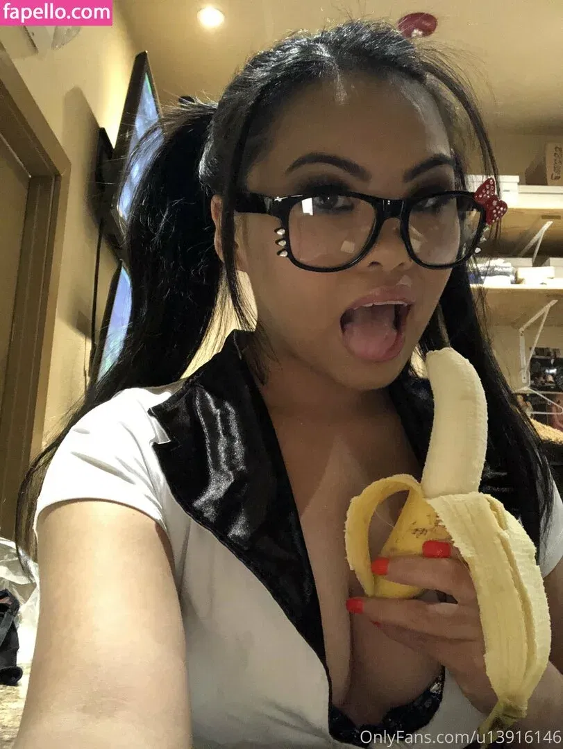 clubstarfall Onlyfans Photo Gallery 