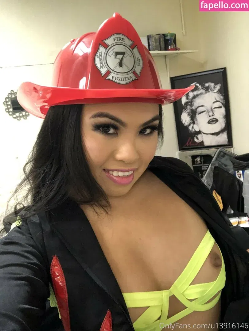 clubstarfall Onlyfans Photo Gallery 