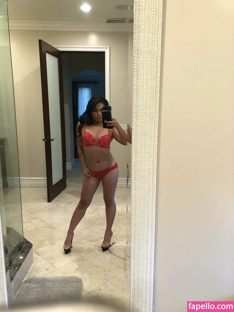 clubstarfall Onlyfans Photo Gallery 